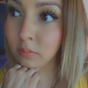 Meet your Posher, Erica